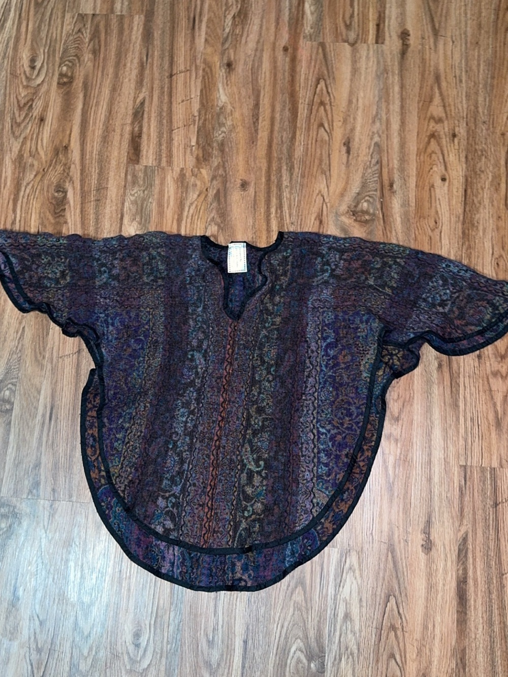 Y2K JS U & I Studio Paisley Poncho Top – Boho Lagenlook Tunic